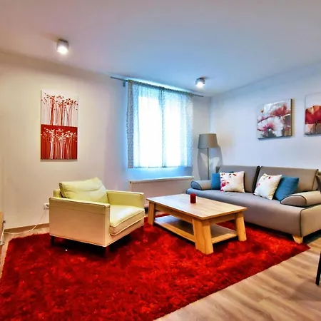 Dalibor Ii With Private Entrance And Private Garage Appartement Špindlerŭv Mlýn