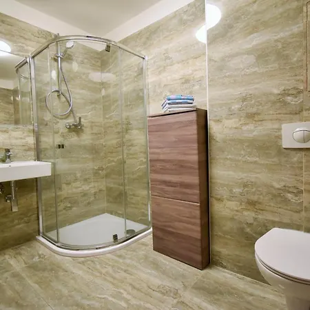Apartment Dalibor Ii With Private Entrance And Private Garage *