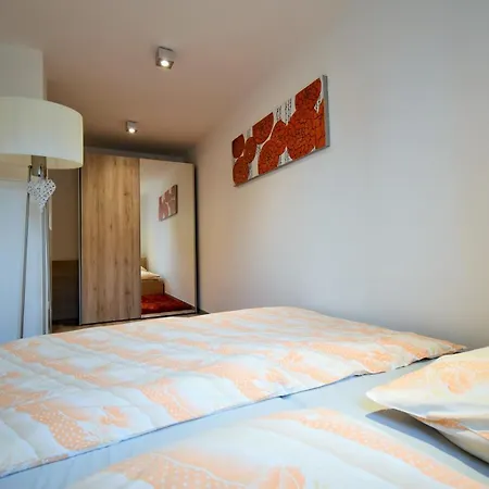 Dalibor Ii With Private Entrance And Private Garage Apartment
